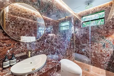 6580 Allison Road Miami Beach FL 33141