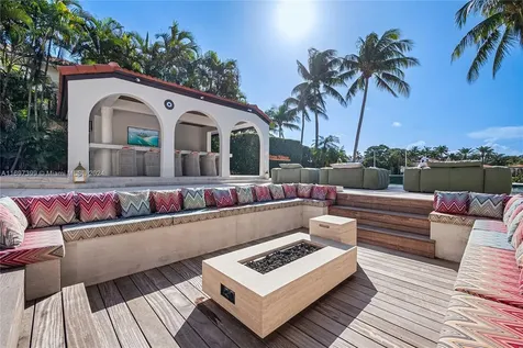 6580 Allison Road Miami Beach FL 33141