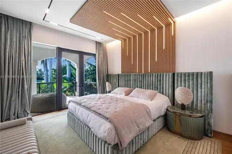 6580 Allison Road Miami Beach FL 33141
