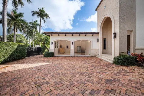 6580 Allison Road Miami Beach FL 33141