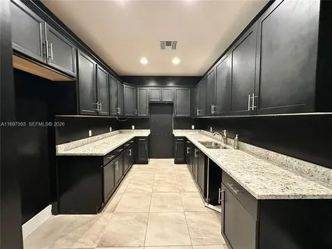 2922 N State Road 7 Margate FL 33063