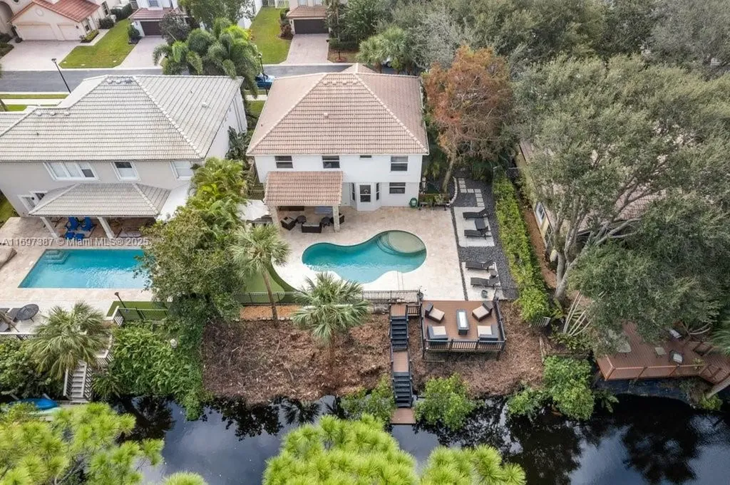 208 Lone Pine Drive Palm Beach Gardens FL 33410