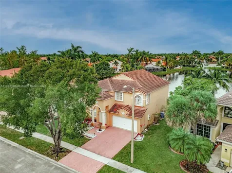 1130 NW 184th Place Pembroke Pines FL 33029
