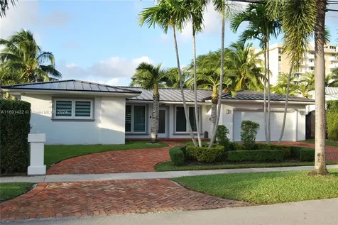 2055 Arch Creek Drive North Miami FL 33181