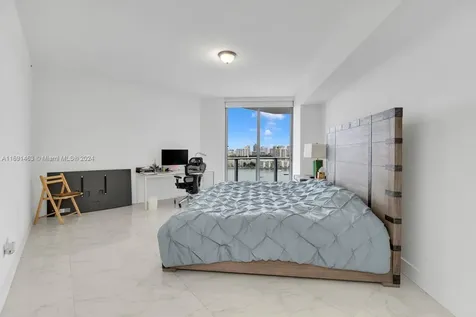 17301 Biscayne Boulevard North Miami FL 33160