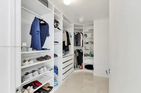 17301 Biscayne Boulevard North Miami FL 33160