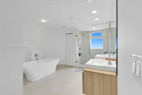 17301 Biscayne Boulevard North Miami FL 33160