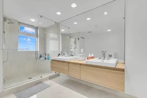 17301 Biscayne Boulevard North Miami FL 33160
