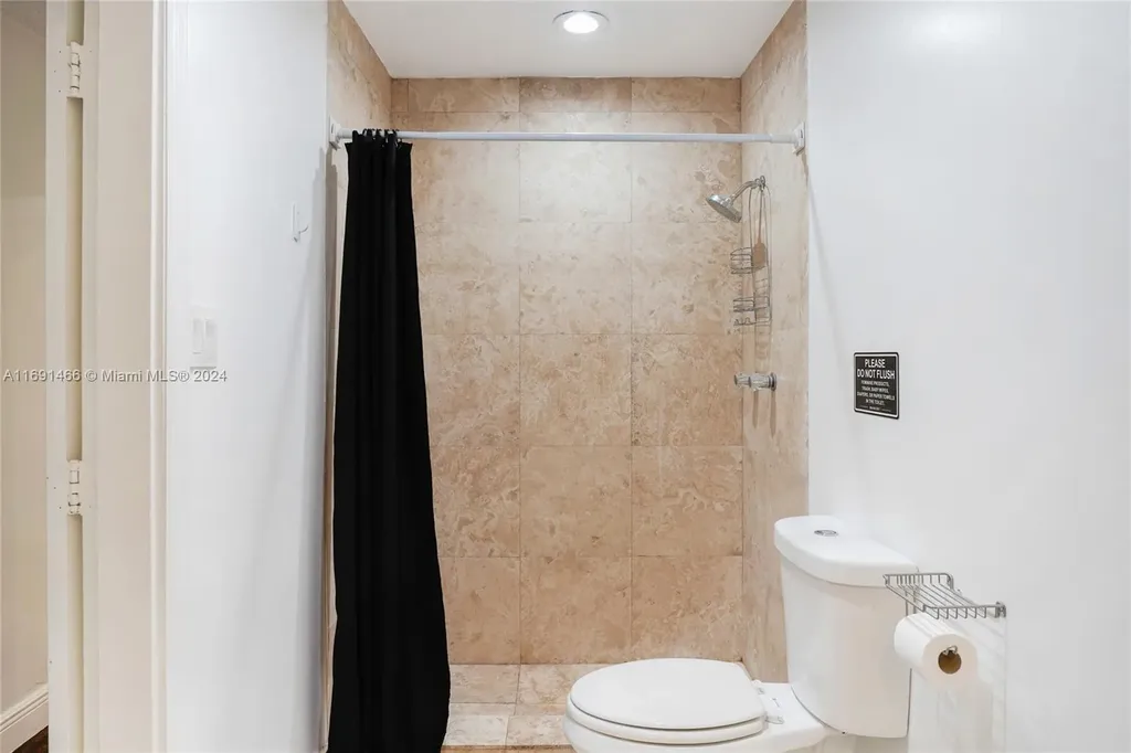 5000 Grant Street Hollywood FL 33021