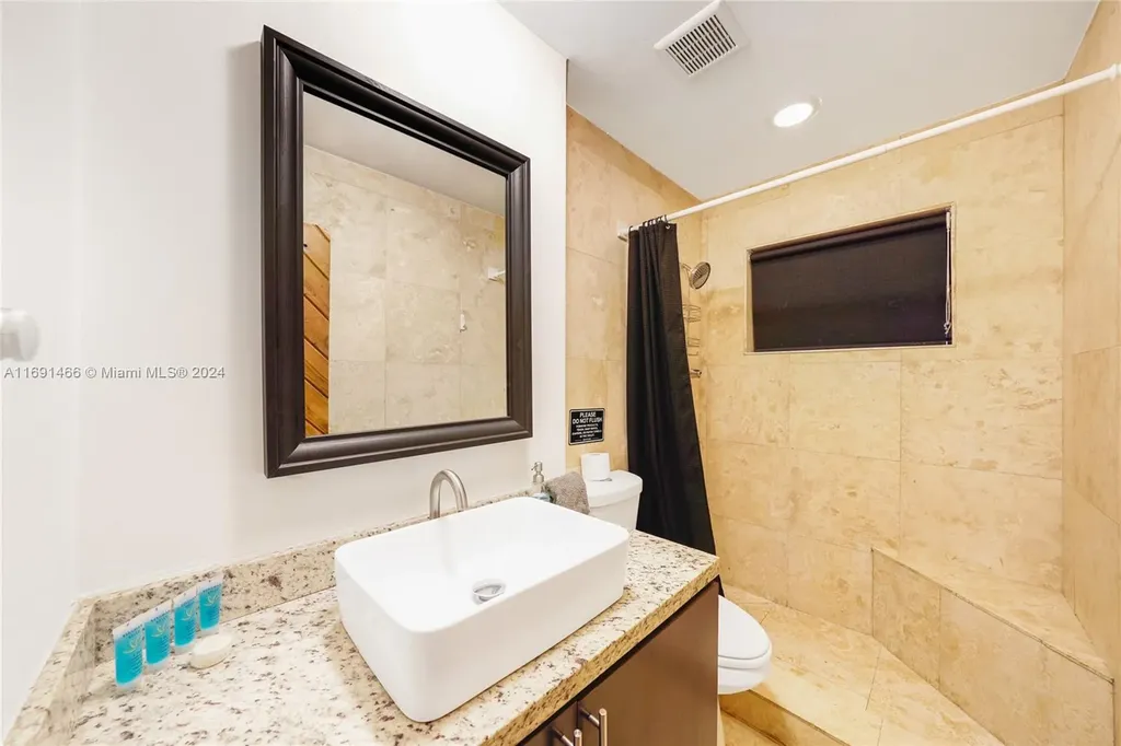 5000 Grant Street Hollywood FL 33021