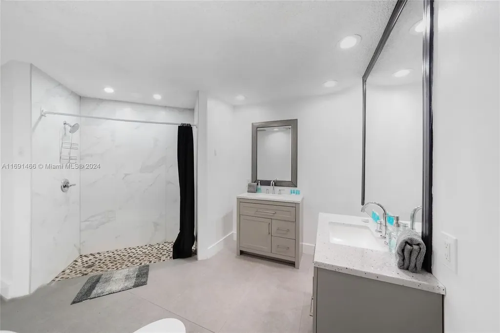 5000 Grant Street Hollywood FL 33021