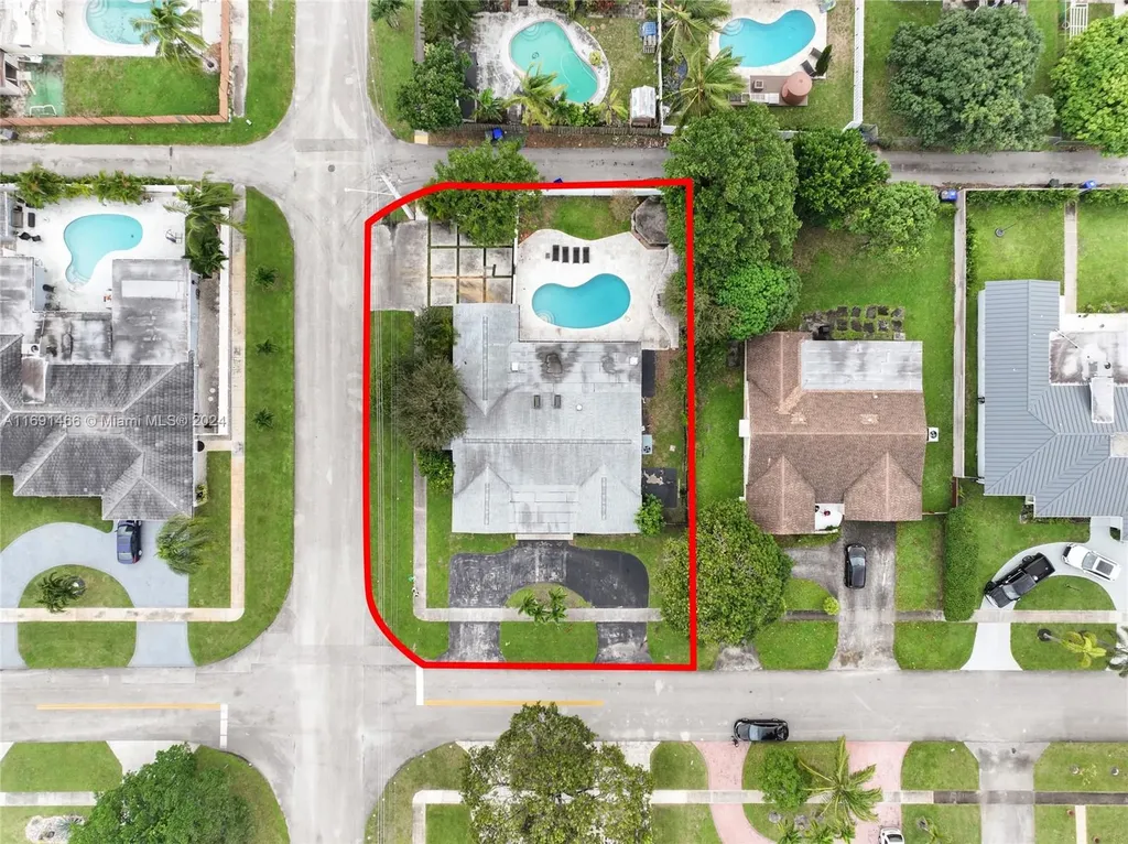 5000 Grant Street Hollywood FL 33021