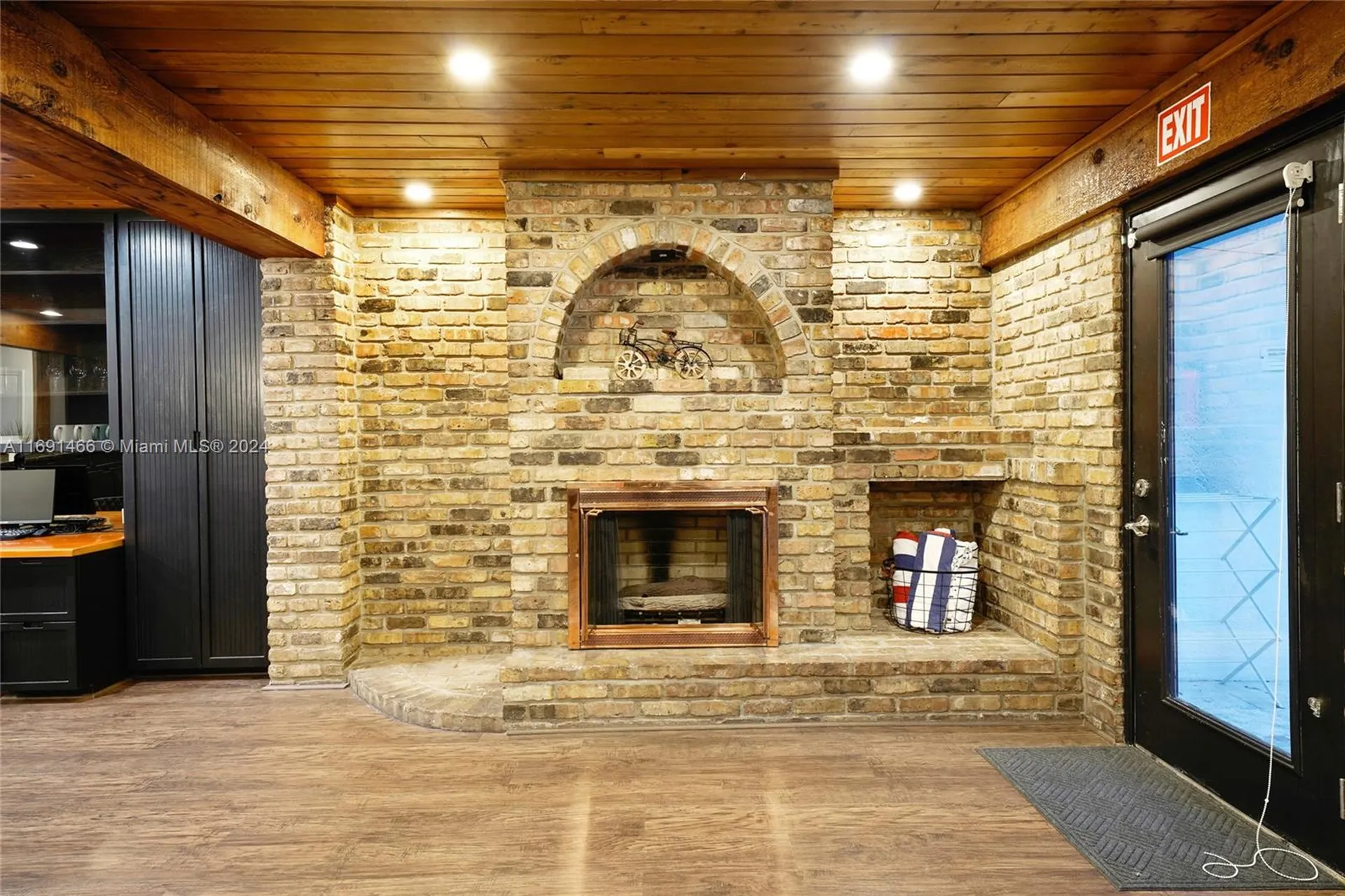 5000 Grant Street Hollywood FL 33021