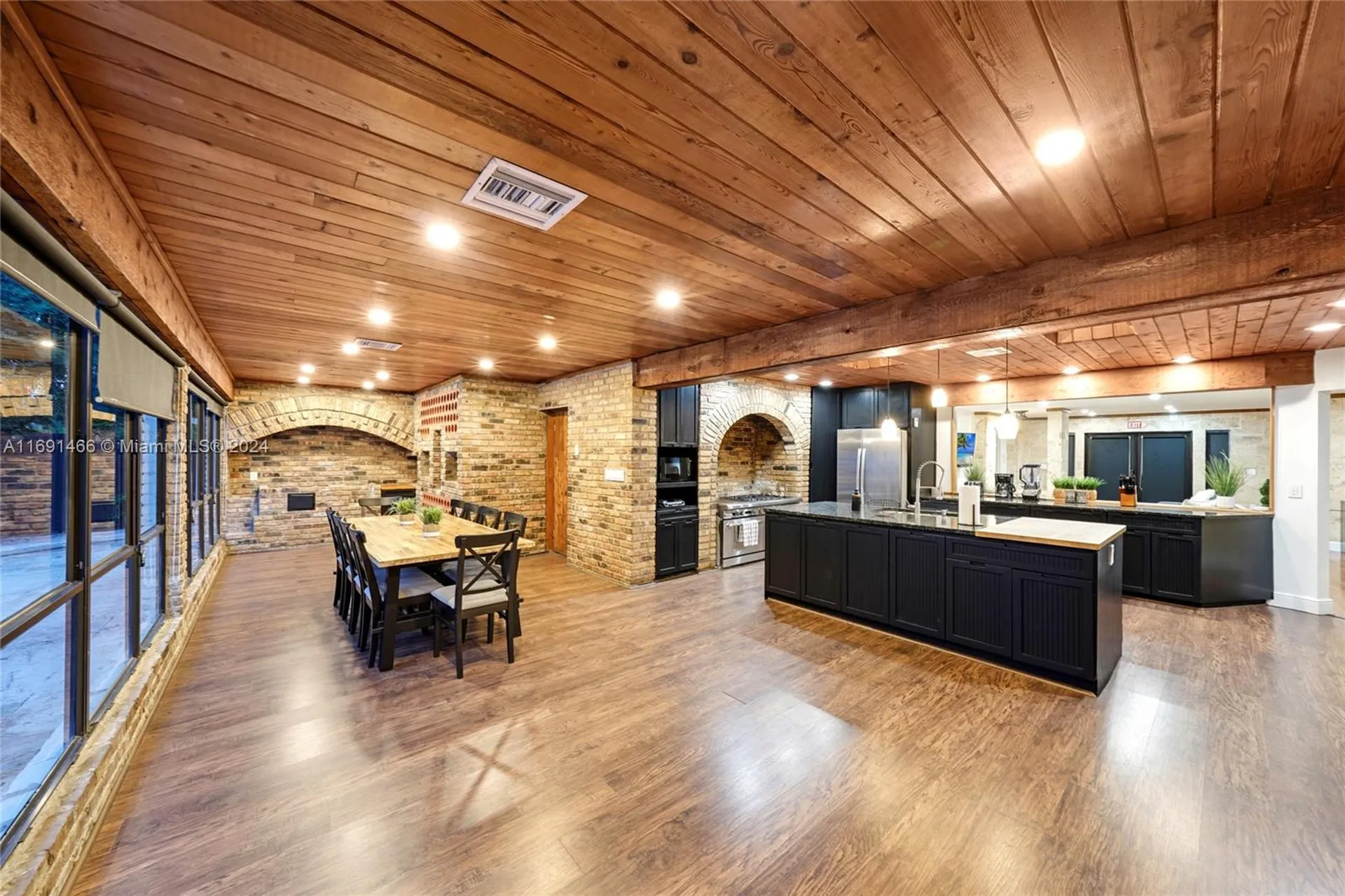 5000 Grant Street Hollywood FL 33021