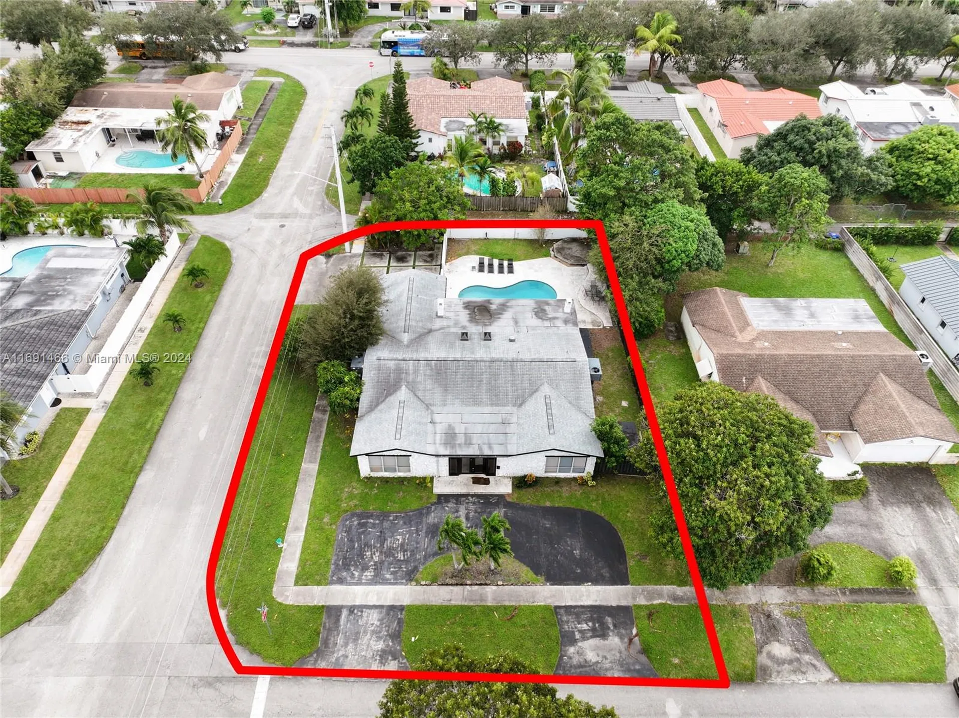 5000 Grant Street Hollywood FL 33021