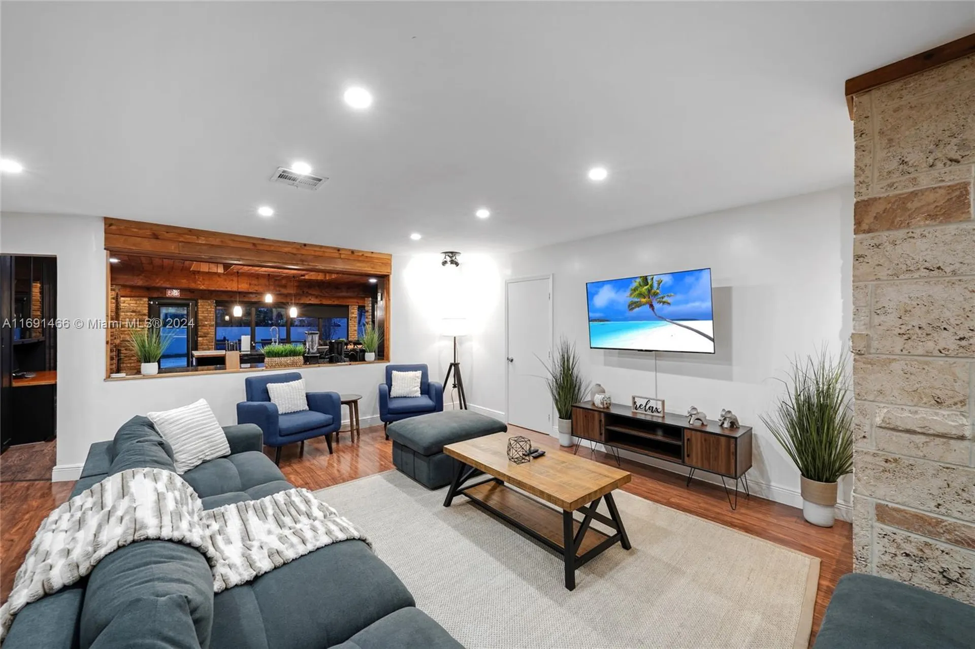 5000 Grant Street Hollywood FL 33021