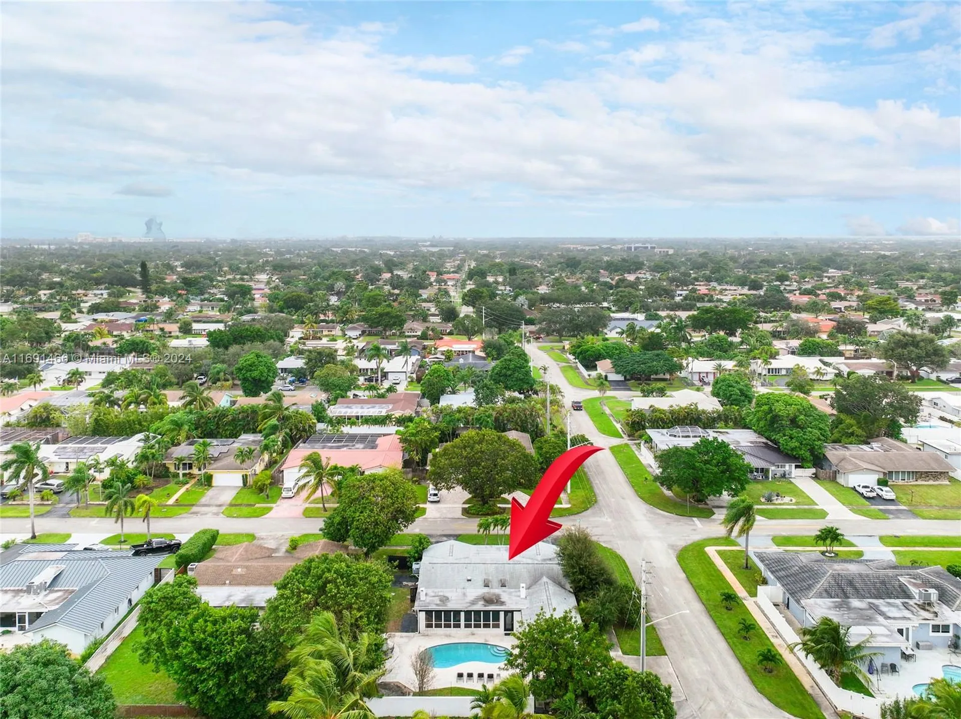 5000 Grant Street Hollywood FL 33021