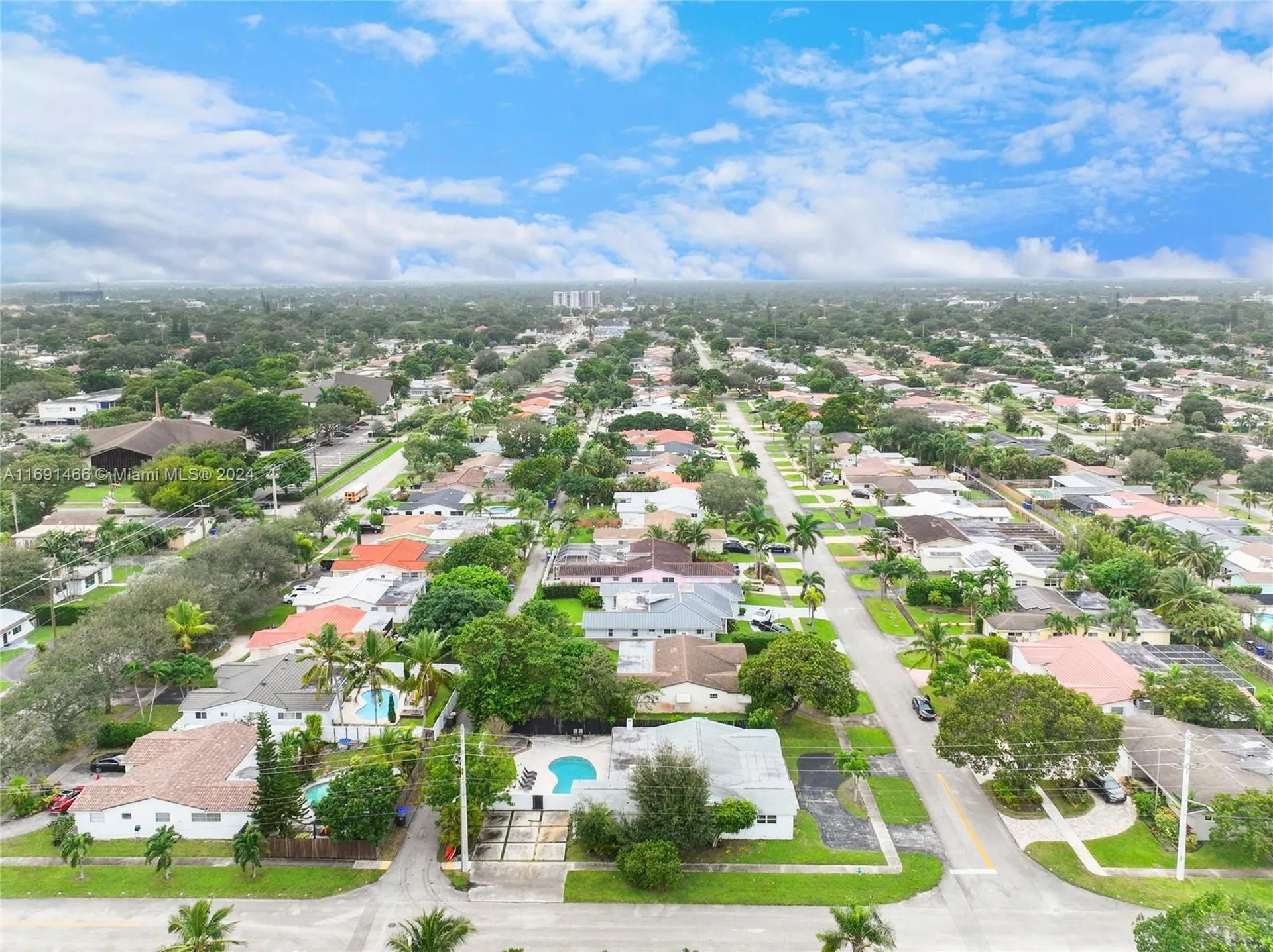 5000 Grant Street Hollywood FL 33021