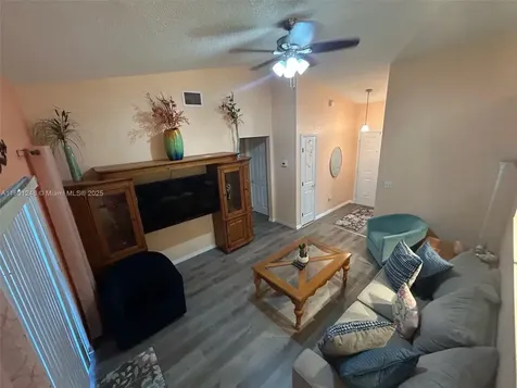 669 Sierra Circle Davenport FL 33837