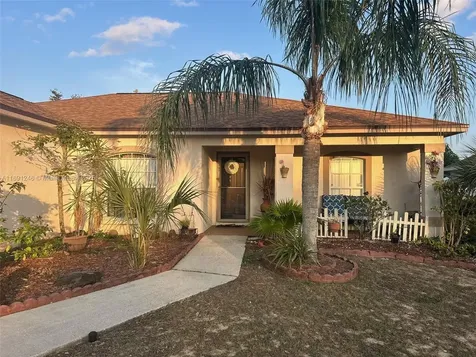 669 Sierra Circle Davenport FL 33837