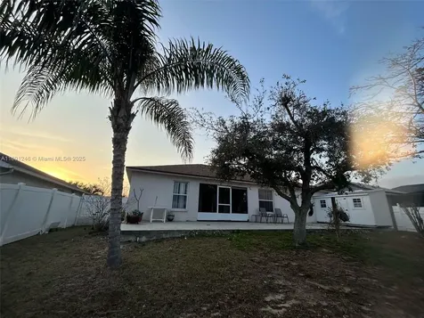 669 Sierra Circle Davenport FL 33837