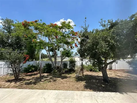 669 Sierra Circle Davenport FL 33837