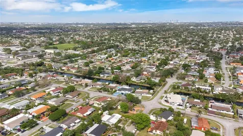 10411 SW 51st Street Miami FL 33165