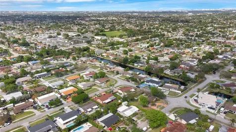 10411 SW 51st Street Miami FL 33165
