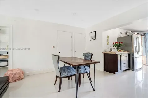 10411 SW 51st Street Miami FL 33165