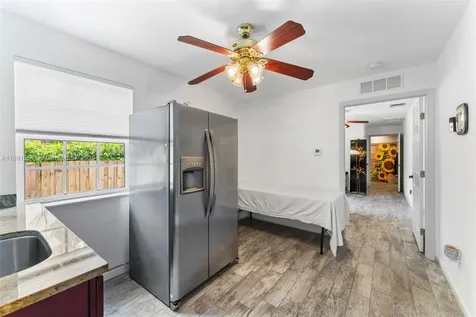 7294 NW 39th Street Coral Springs FL 33065