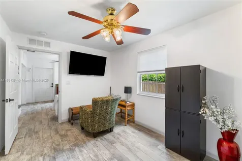 7294 NW 39th Street Coral Springs FL 33065