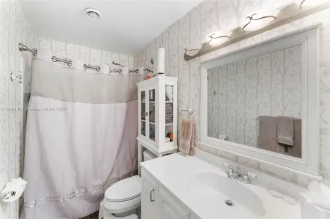 7294 NW 39th Street Coral Springs FL 33065