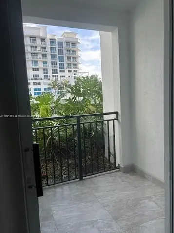3175 NE 184th Street Aventura FL 33160