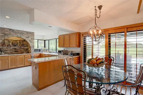 12801 S Calusa Club Drive Miami FL 33186