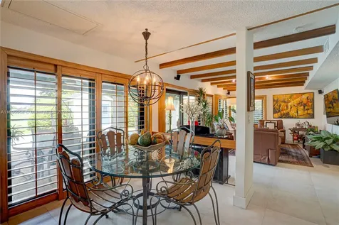 12801 S Calusa Club Drive Miami FL 33186