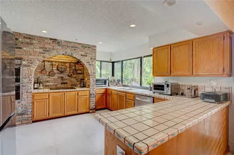 12801 S Calusa Club Drive Miami FL 33186