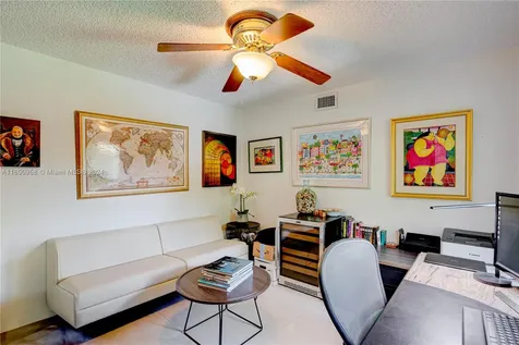 12801 S Calusa Club Drive Miami FL 33186