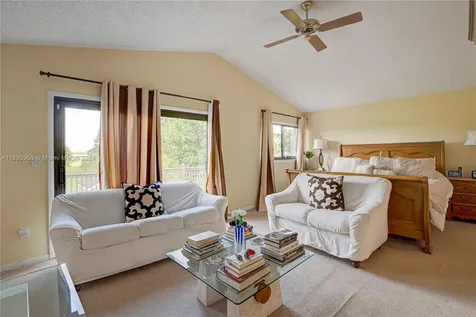 12801 S Calusa Club Drive Miami FL 33186