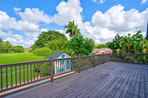 12801 S Calusa Club Drive Miami FL 33186