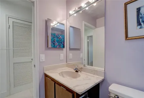 12801 S Calusa Club Drive Miami FL 33186