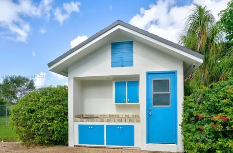 12801 S Calusa Club Drive Miami FL 33186