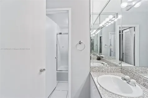 100 Lincoln Road Miami Beach FL 33139