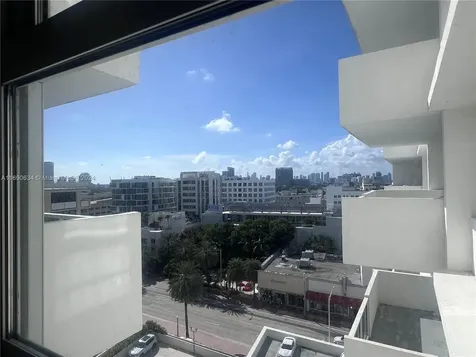 100 Lincoln Road Miami Beach FL 33139