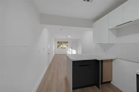 1520 NE 206th Street Miami FL 33179
