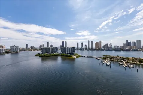 Aventura FL 33160