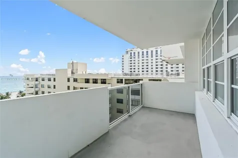 100 Lincoln Road Miami Beach FL 33139