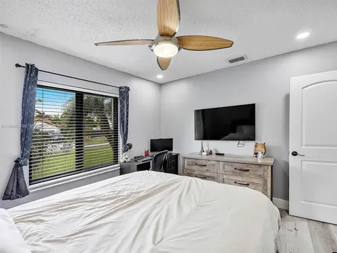 16581 SW 146th Court Miami FL 33177