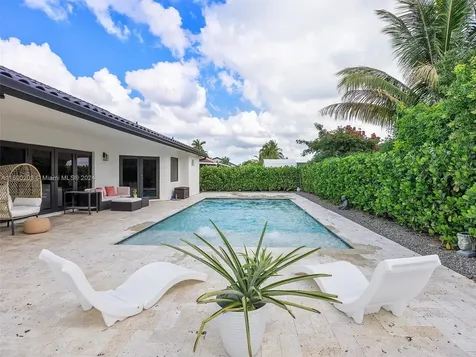 16581 SW 146th Court Miami FL 33177