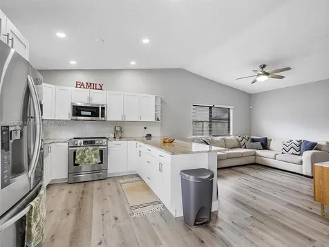 16581 SW 146th Court Miami FL 33177