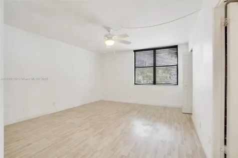 20350 W Country Club Drive Aventura FL 33180